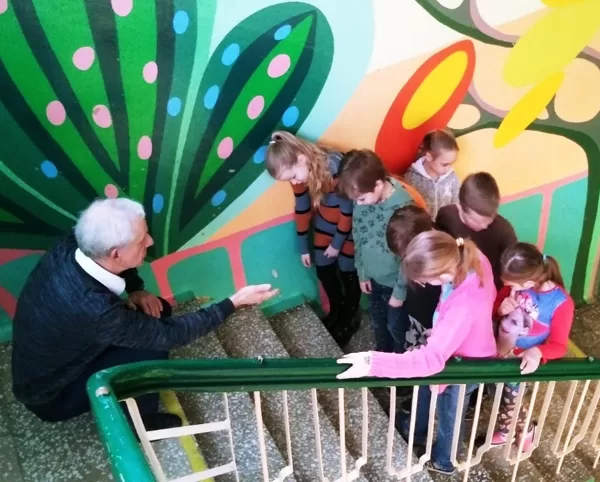 2.klase iepazīst skolas ēkas vēsturi